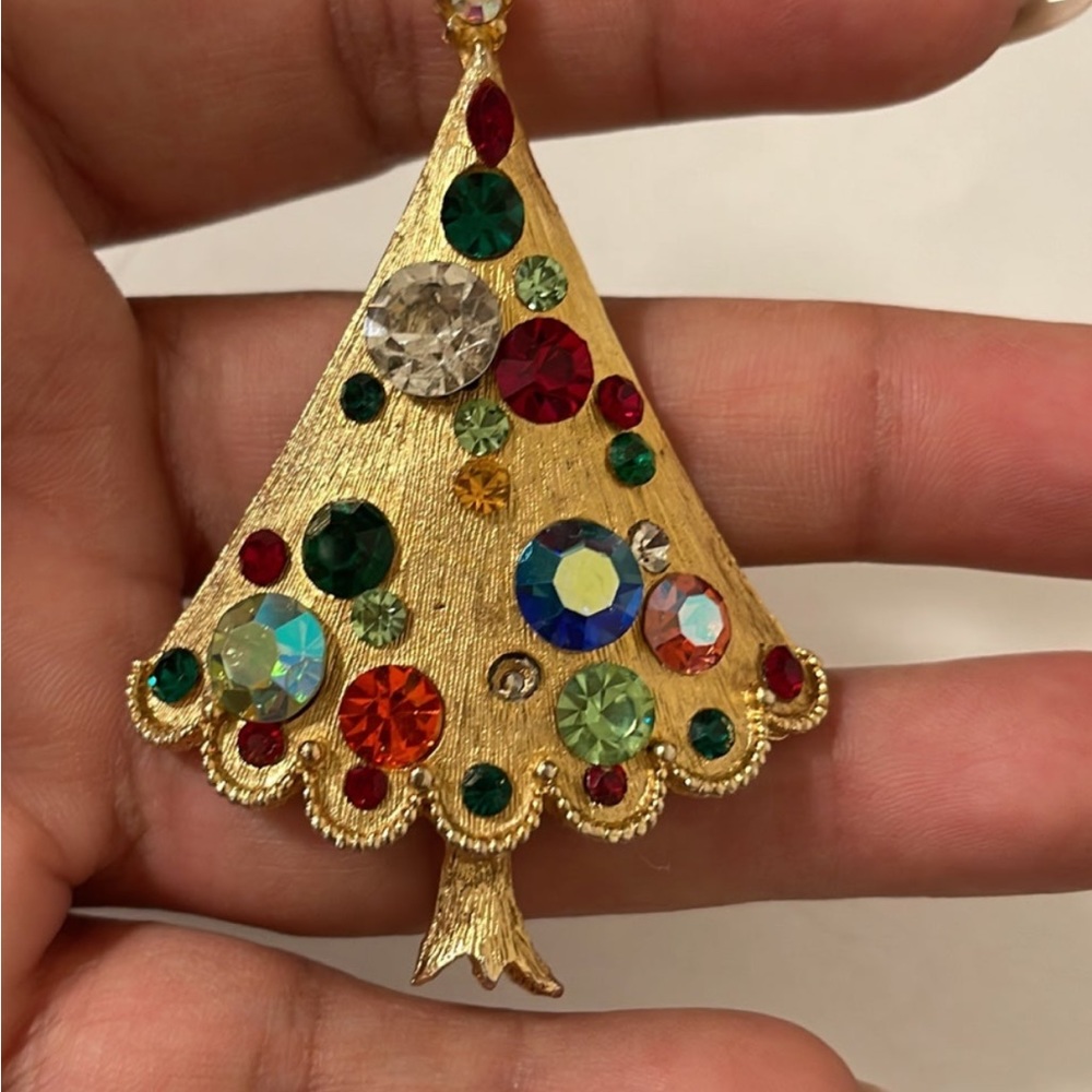 Vintage Christmas Tree Brooch